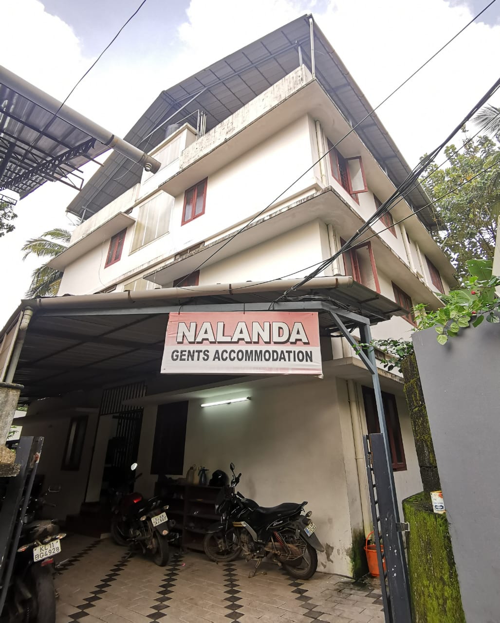 Nalanda Gents Hostel Affordable men's hostels in Kakkanad